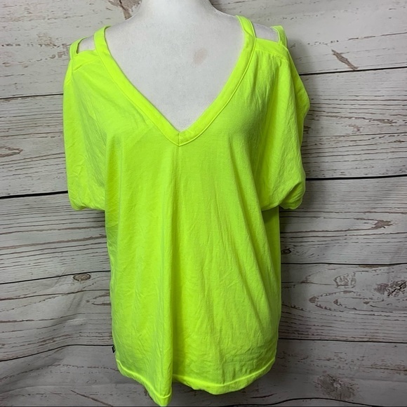Fabletics Britta Neon Yellow Reversible T-shirt - Picture 2 of 6